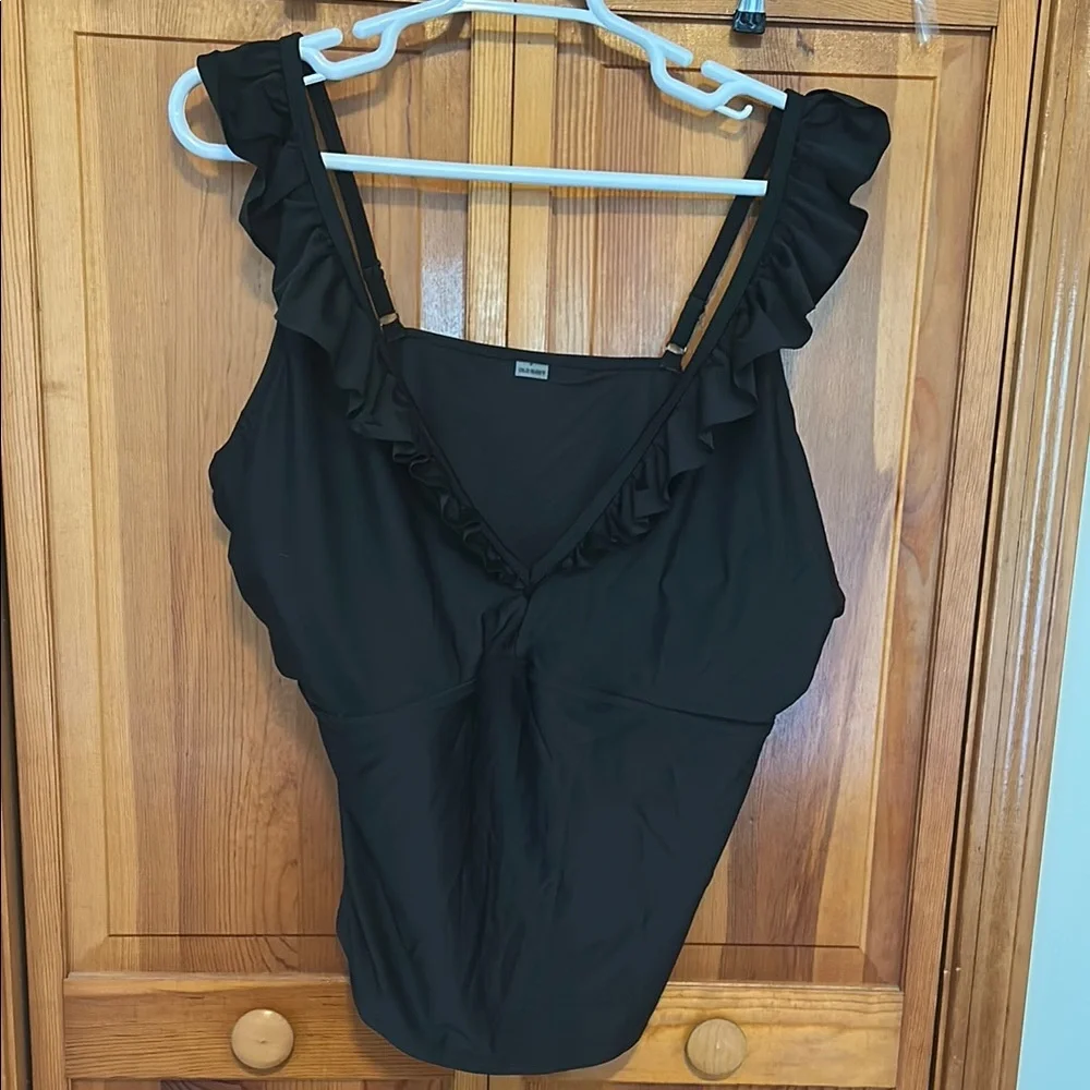 Old Navy Black Ruffle Bikini Swim Top Plus 4X NWT | Adjustable Straps